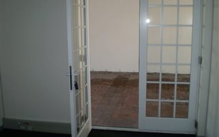 142 m² Office Space in De Bron
