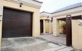 3 Bedroom House in Karino