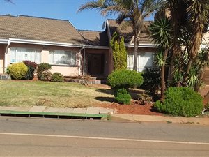 4 Bed House in Lenasia