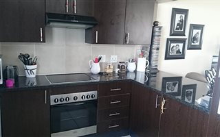 3 Bedroom Townhouse in Helderwyk Estate
