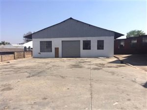 1300 m² Industrial space in Germiston South