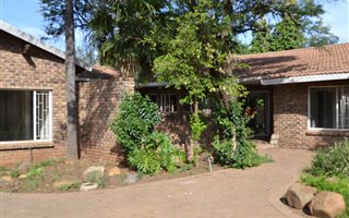 4 Bedroom House in Irene Park