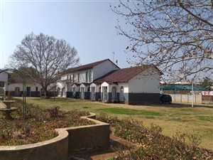 Commercial space in Mooivallei Park