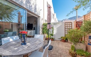 2 Bedroom Apartment in Kirstenhof