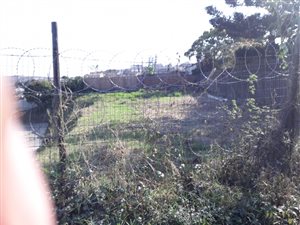 944 m² Land available in New Dawn Park