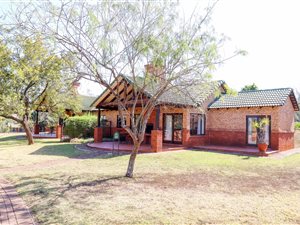 3 Bed Townhouse in White River Country Estate