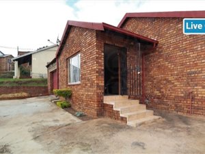 4 Bed House in Saulsville