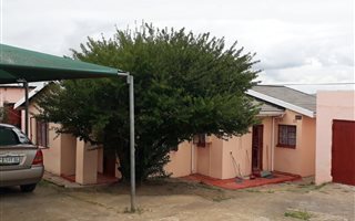 2 Bedroom House in Mthata