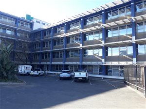 17041 m² Industrial space in Elandsfontein AH