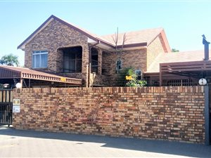 5 Bed House in Vanderbijlpark SE