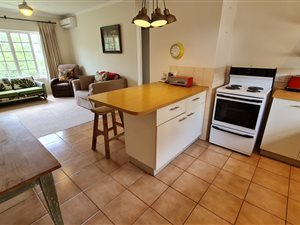 2 Bed Apartment in Clarendon