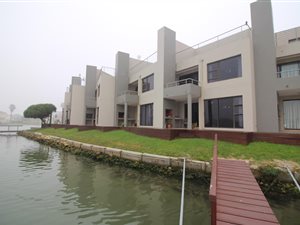 3 Bed Townhouse in Port Owen