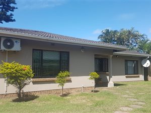 3 Bed House in Meerensee