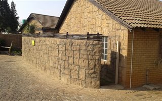 1 Bedroom Garden Cottage in Randfontein