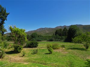 1.8 ha Farm in Uniondale