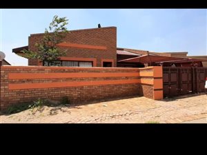 4 Bed House in Daveyton
