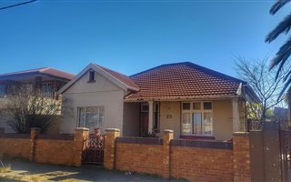 4 Bedroom House in Rosettenville