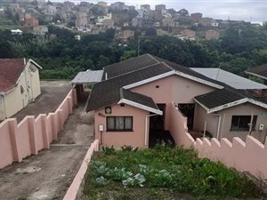 3 Bed Simplex in Newlands West