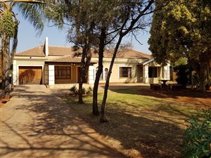 5 Bed House in The Orchards