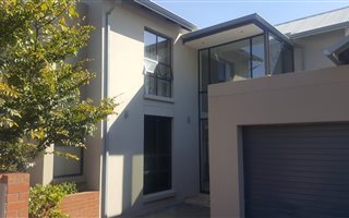 4 Bedroom House in Zwartkop Golf Estate