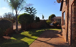 3 Bedroom House in Chantelle