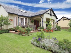 1 Bedroom House in Waterfall Hills Mature Lifestyle Estate