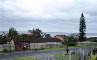 2 Bedroom Apartment in Shelly Beach