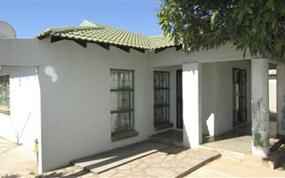 5 Bedroom House in Mabopane