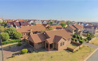 3 Bedroom House in Brooklands Lifestyle Estate