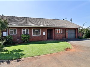 3 Bed Townhouse in Clarendon