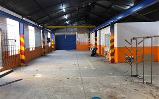 400 m² Industrial space in Brakpan Central