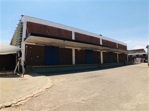 10800 m² Industrial space in Koedoespoort Industrial