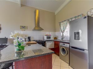 2 Bed Apartment in Somerset West Business Park