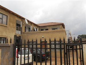 2 Bed House in Ivory Park