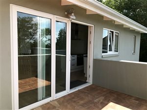 2 Bed Apartment in Waterkloof Glen