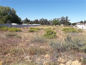 1104 m² Land available in Graafwater