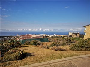 400 m² Land available in Dana Bay