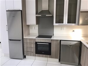3 Bed Apartment in Paulshof