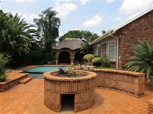 3 Bedroom House in Eldoraigne