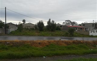 511 m² Land available in Croydon
