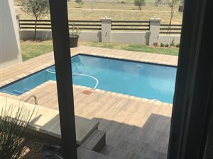 3 Bedroom House in Copperleaf Golf and Country Estate