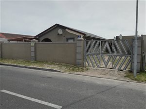 3 Bed House in Mandalay