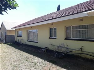 2.2 ha Farm with House in Nelsonia