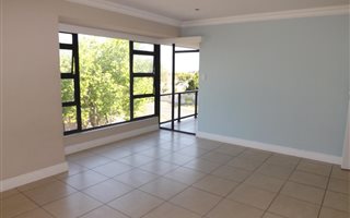 2 Bedroom Apartment in Bergvliet