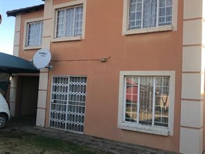 4 Bed House in Rosslyn