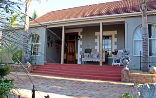 3 Bedroom House in Bredasdorp