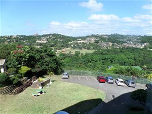 2 Bed Apartment in Amanzimtoti