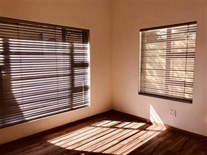 400 m² Office Space in Parkmore