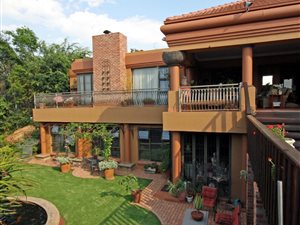 4 Bed House in Murrayfield