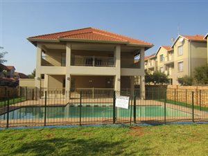 2 Bed Apartment in Benoni South